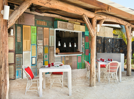 Lor Disab restaurant for superb a la carte lunch & dinner on the beach