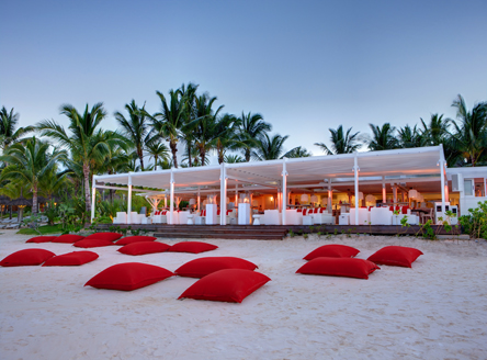 Relax at the Beach Bar at LUX* Belle Mare!